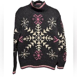 Woolrich sweater size small